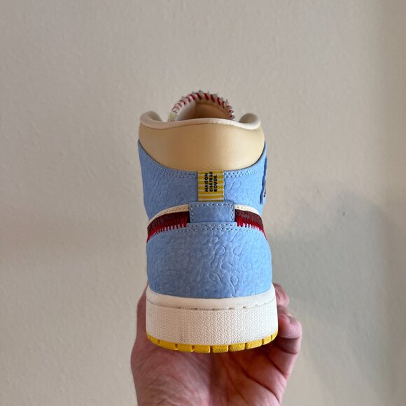 $3 START!! JOIN LIVE!! Air Jordan 1 Mid Se Fearless Maison Chateau Rouge Size 11 - Picture 4 of 6